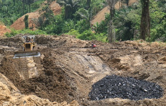 Komisi I Selesaikan Konflik Petani Sanggulan dan PT BML