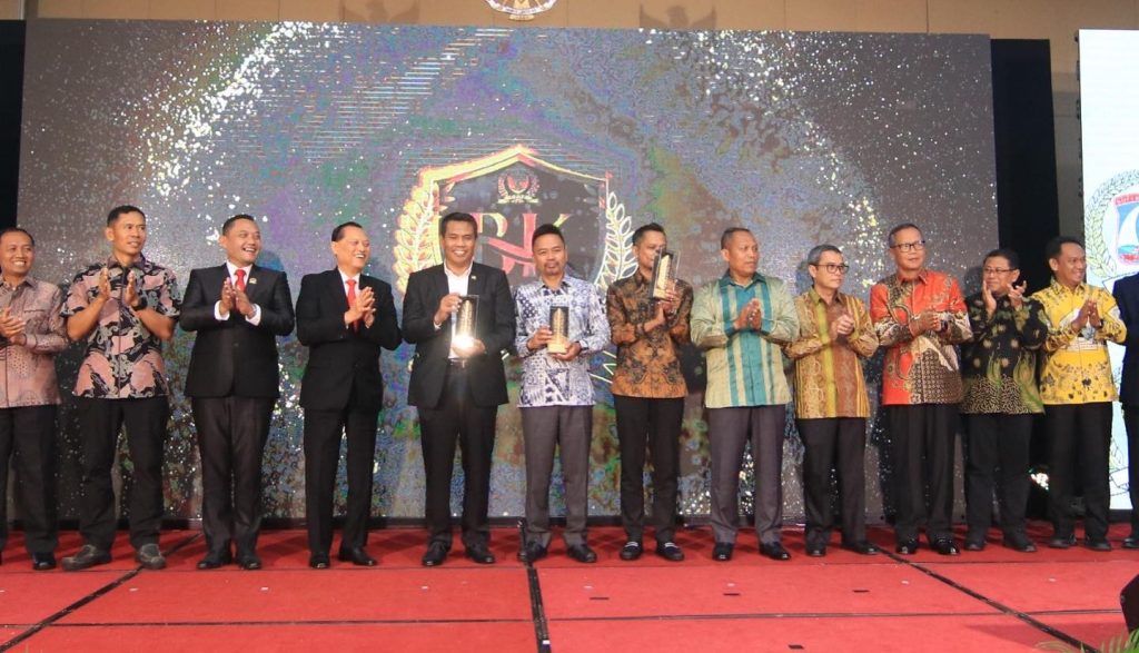 BK Award Hasil Dedikasi dan Etika Kinerja