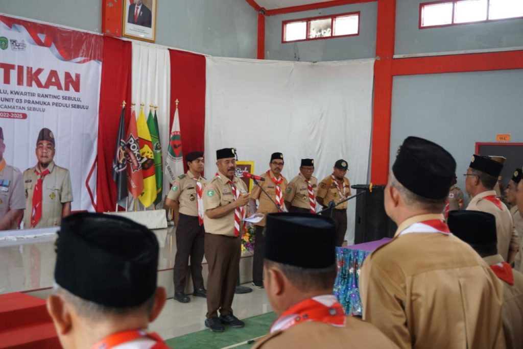 Edi Damansyah Lantik PG Pramuka Sebulu