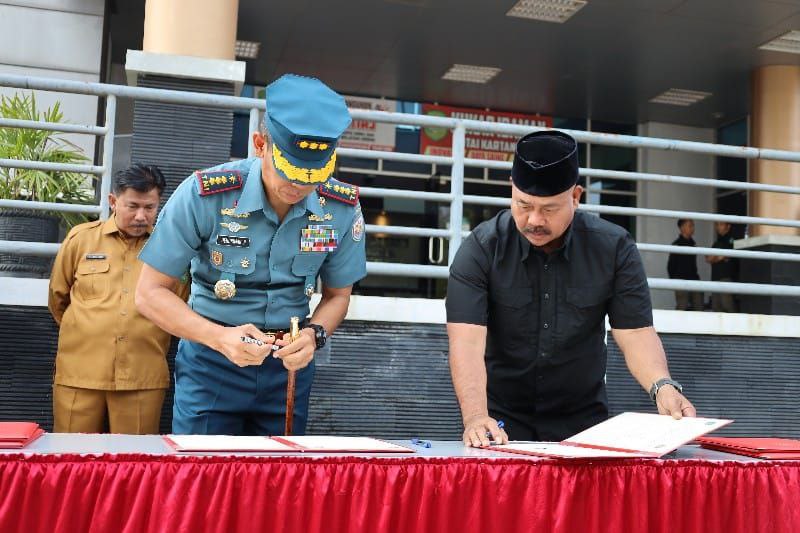 Edi Kukar Teken Kerja Sama dengan TNI dan Polri