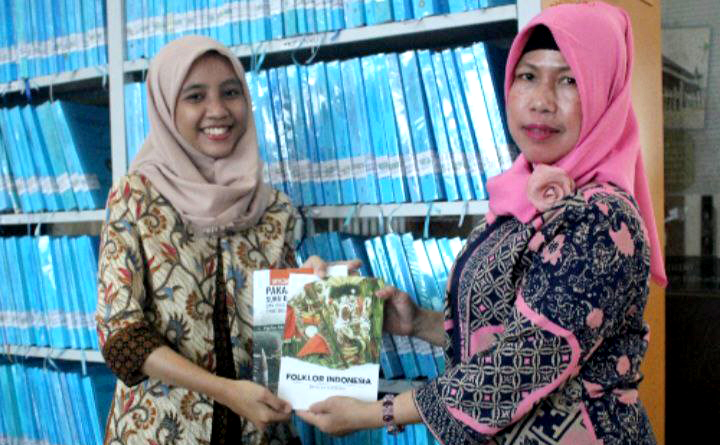 DPK Kaltim Terima 22 Buku Terbitan Mulawarman University Press