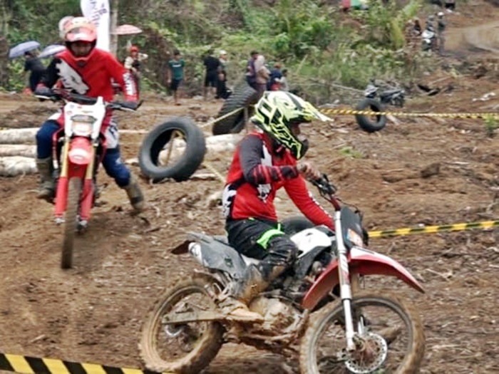 Ratusan Raider Meriahkan Latber Trail Game Bensamar Hard Enduro 2023