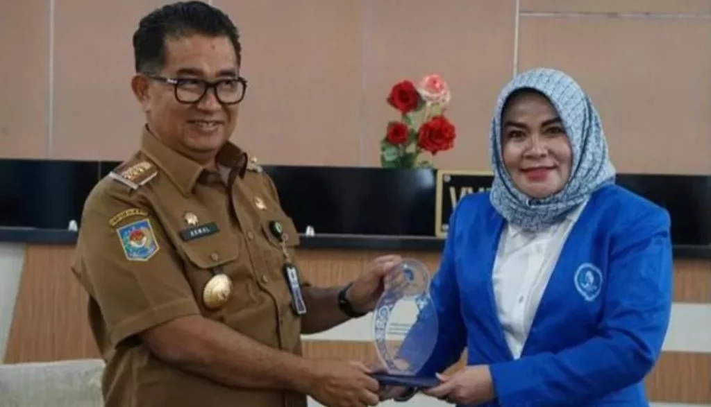 Perkuat Ketahanan Pangan di Kaltim, Pj Gubernur Ajak Iwapi Kembangkan Usaha Greenhouse