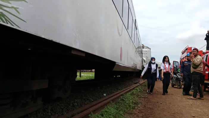 Empat Petugas Tewas Akibat Tabrakannya KA Turangga dengan KA Lokal