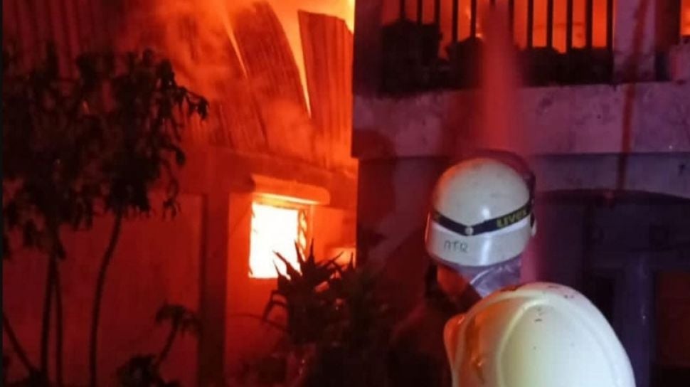 Awal Ramadan Disambut Duka, Dua Rumah di Samarinda Hangus Terbakar