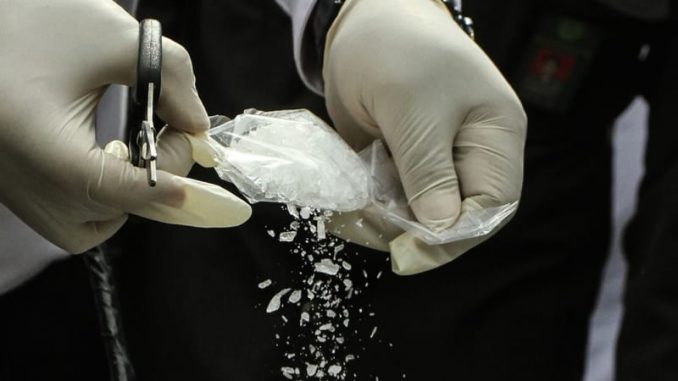 Dua Kurir Narkoba Ditangkap: Sabu Senilai Miliaran Rupiah Gagal Diedarkan