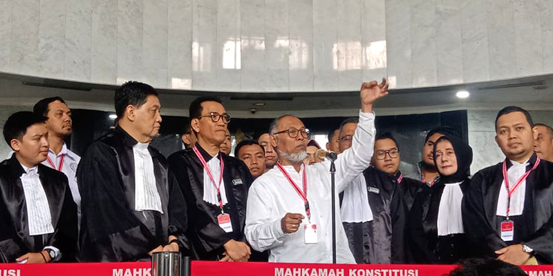 Aksi BW di Sidang MK: Keluar saat Eddy Hiariej Jadi Ahli Prabowo