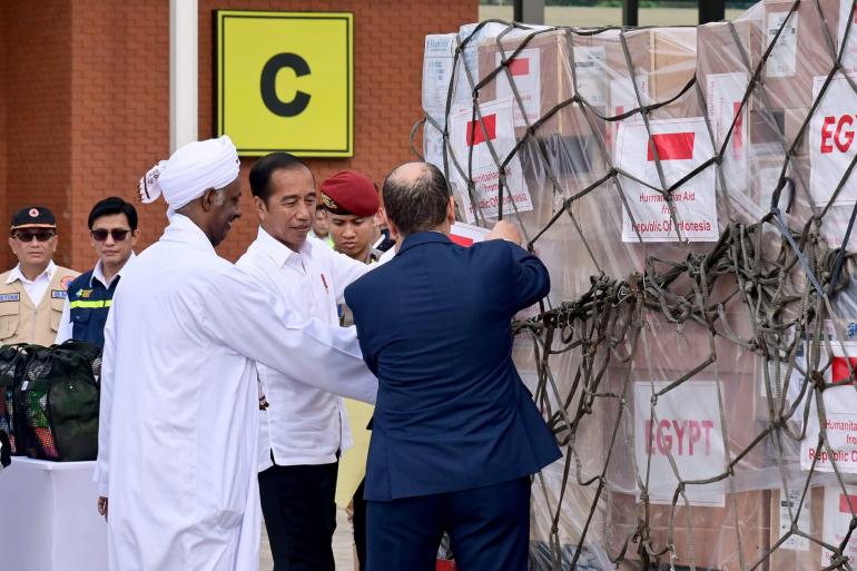 Bantuan Kesehatan Rp30 Miliar dari Jokowi Dikirim ke Palestina & Sudan