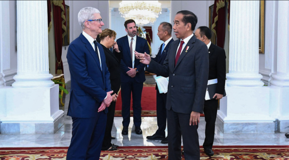 Kerjasama Strategis: CEO Apple dan Presiden Jokowi Bahas Peluang Investasi di Indonesia