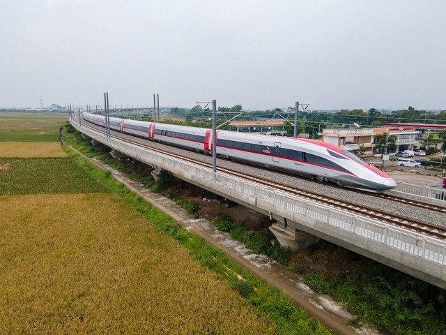 Brunei Darussalam Membangun Proyek Kereta Cepat yang Menghubungkan Seluruh Kalimantan