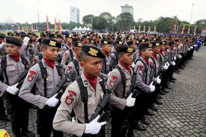 DPR Bahas Wacana Revisi UU Polri: Tambahan Usia Pensiun Polisi Disoroti