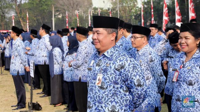 Pegawai Pemda Bersorak Gembira, Gaji ke-13 Diterima Tanpa Dipotong oleh Bank