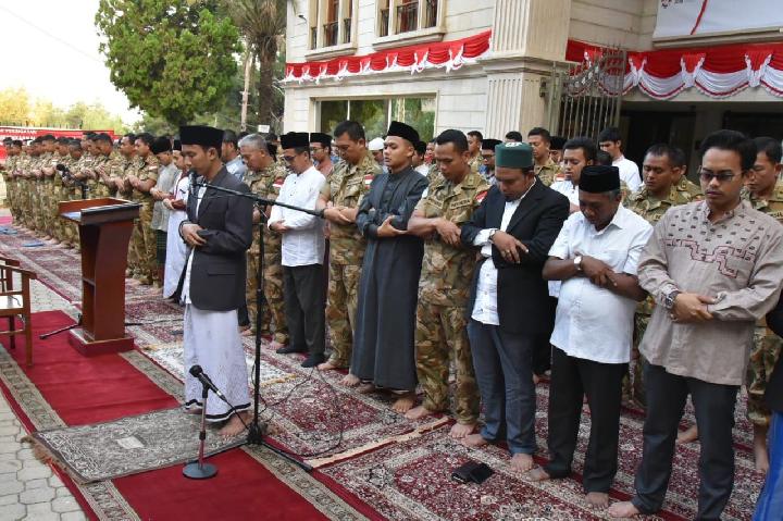 Semangat Idul Adha: Prajurit Kostrad Berkurban di Daerah Misi Lebanon Selatan