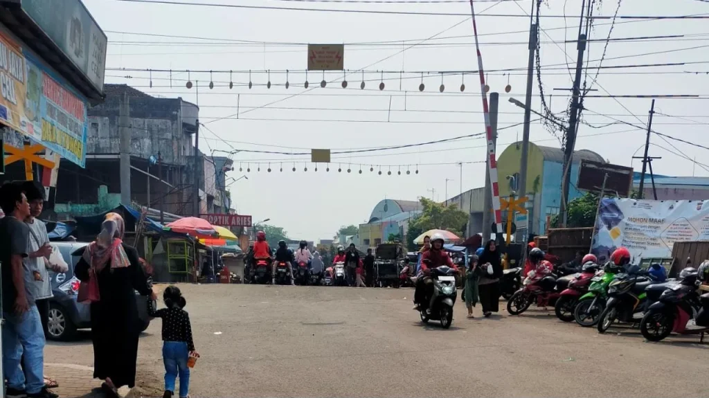 Pemkab Lebak Tanggapi Keluhan Akses ke Stasiun Rangkasbitung