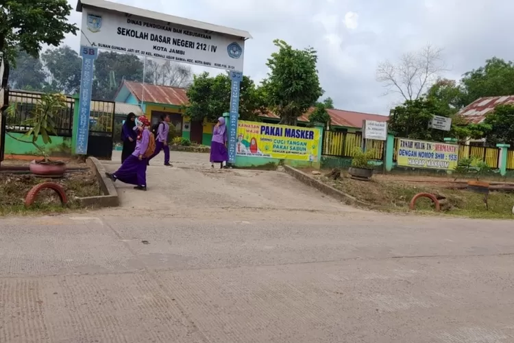 Polemik SDN 212 Kota Jambi Berujung Ancaman Pendirian Tenda Darurat