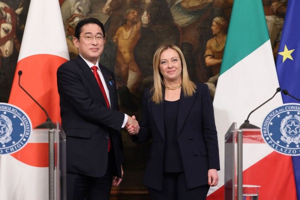 Jepang-Italia Pererat Hubungan di Bidang Pertahanan dan Diplomasi