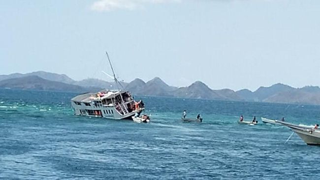 Labuan Bajo: Dua Kapal Kecelakaan dalam Sehari, BMKG Angkat Bicara