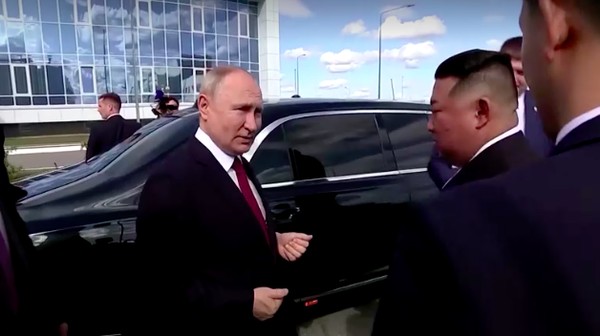 Kim Jong Un Terima Limusin Mewah Rusia dari Putin Lagi