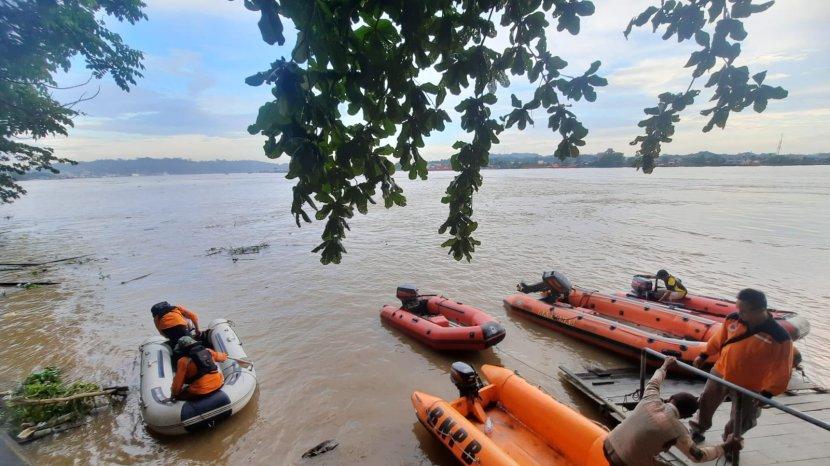 Tragis: Anak Berusia 15 Tahun Tenggelam di Sungai Mahakam Samarinda saat Berenang