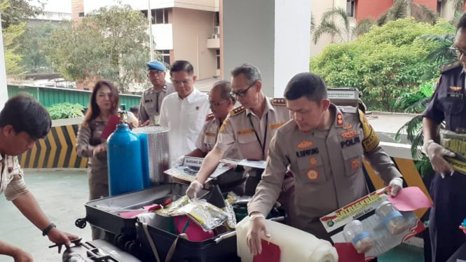 Upaya Penyelundupan Ratusan Ribu Benih Lobster ke Vietnam Digagalkan di Soetta