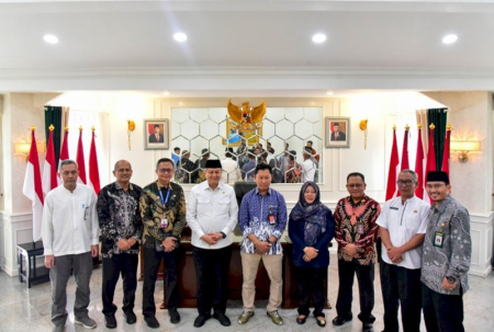 Menag Resmikan Gedung Madrasah dan PLHUT di Jabar: Total 28 dan 3