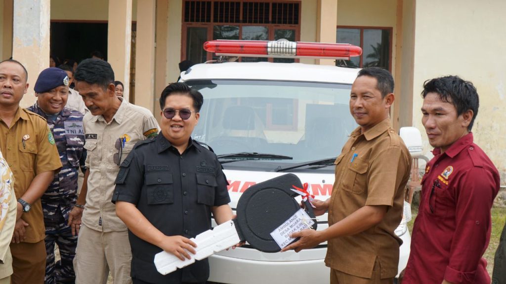 Pemkab Kukar Salurkan Ambulans ke Muara Jawa dan Muara Badak untuk Penuhi Kebutuhan Masyarakat