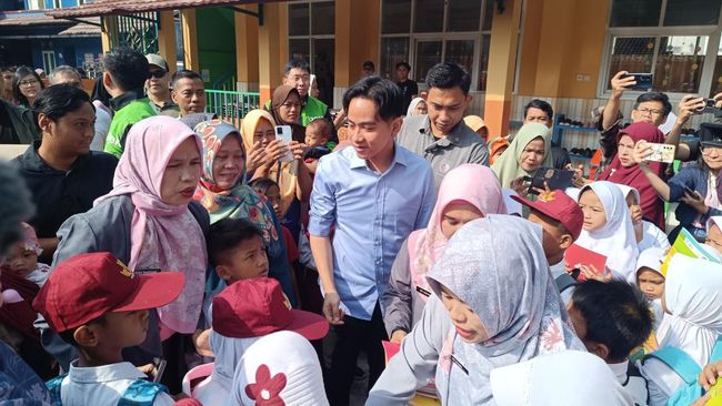 Gibran Kunjungi SD di Bogor, Tinjau Uji Coba Program Makan Bergizi Gratis