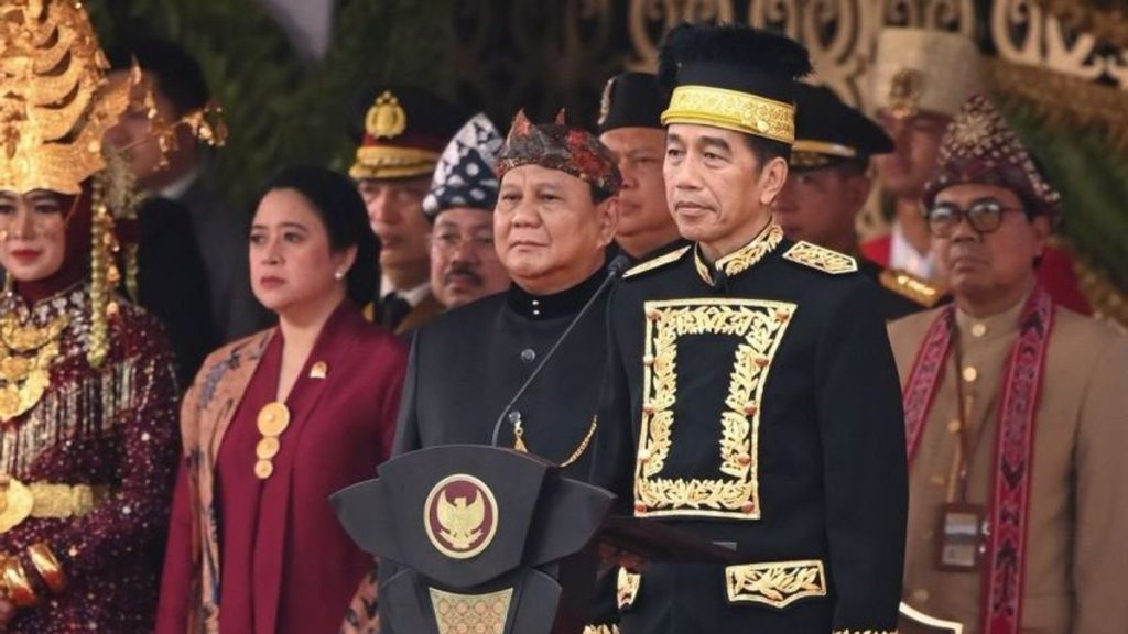 Presiden Jokowi Kenakan Baju Adat Kutai di Upacara HUT RI di IKN, Namun Sultan Kukar Tidak Diundang