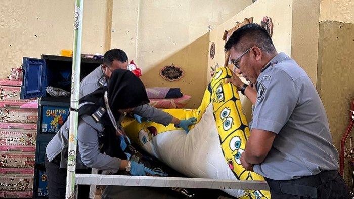 Lapas Kendari dan BNNP Sultra Lakukan Tes Urine pada Para Narapidana