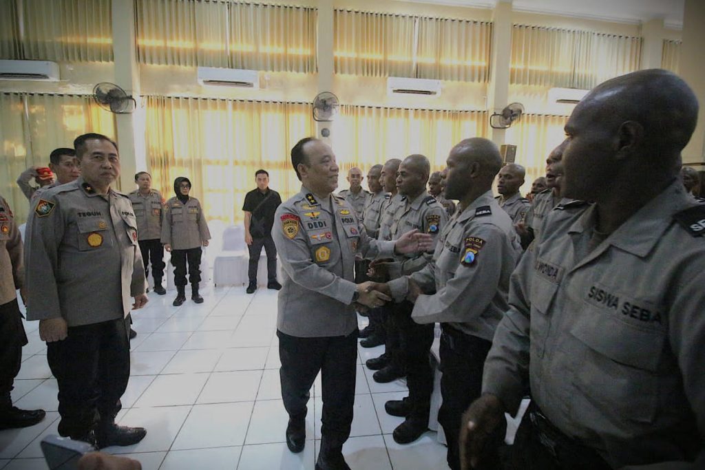 Asisten Kapolri Bidang SDM, Irjen Pol Dedi Prasetyo pesankan siswa Bintara gelombang II tahun 2024 jalin persaudaraan untuk NKRI