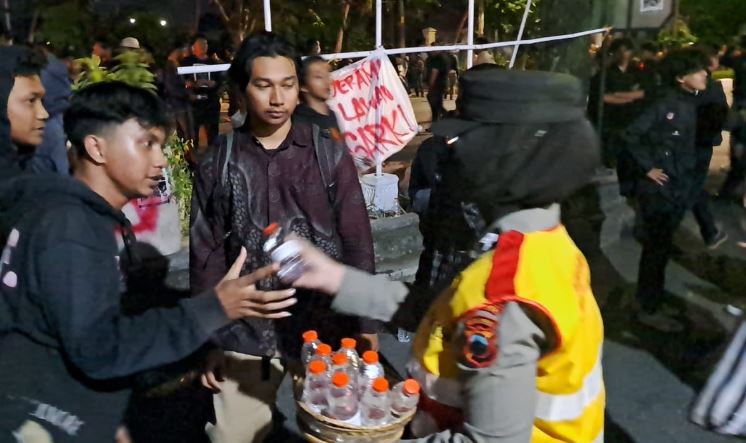 Kapolda Jateng Komitmen Fasilitasi Penyampaian Aspirasi, Demo di Solo Buktikan Hal Ini