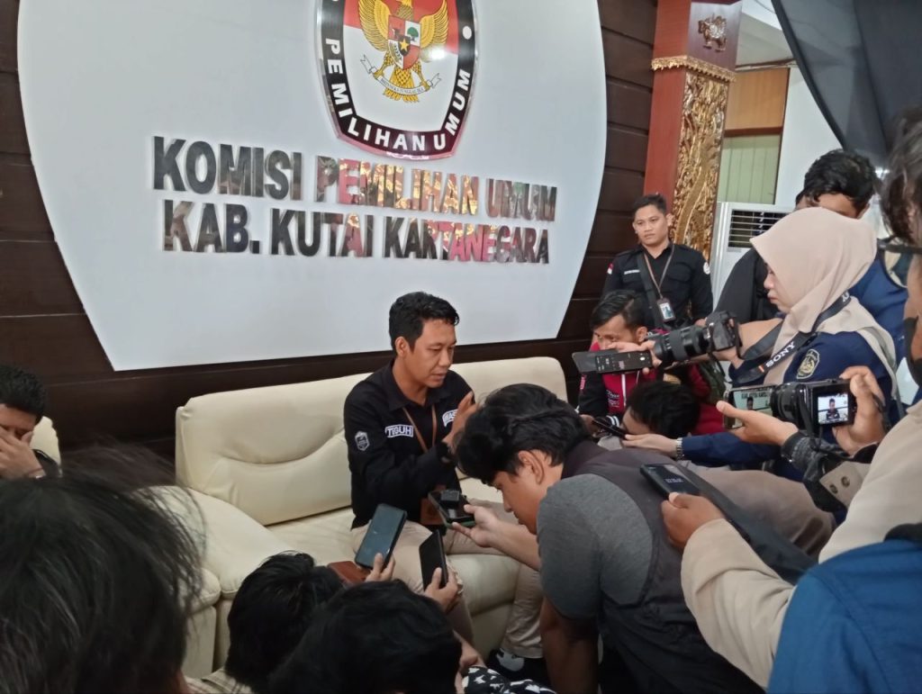 Bawaslu Kukar Awasi Pelaksanaan Pendaftaran Calon Bupati dan Wakil Bupati