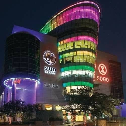 Strategi Pengembangan Sun Plaza dalam Menghadapi Persaingan dan Meningkatkan Pengalaman Belanja Konsumen