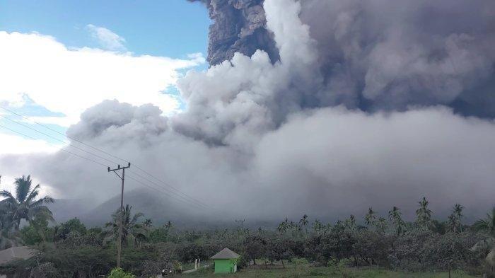 Bandara Komodo NTT Tutup Sementara Imbas Erupsi Gunung Lewotobi