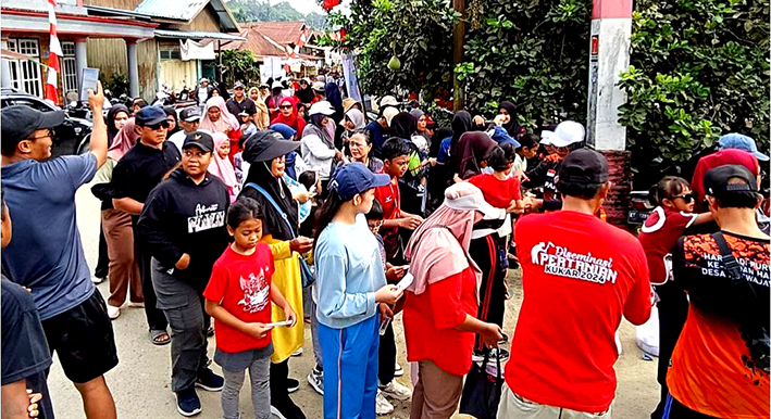 Kemeriahan Jalan Sehat dan Senam Zumba di Desa Purwajaya