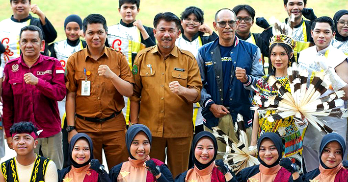 Sekda Kukar Lepas Kontingen Drum Corps Kukar