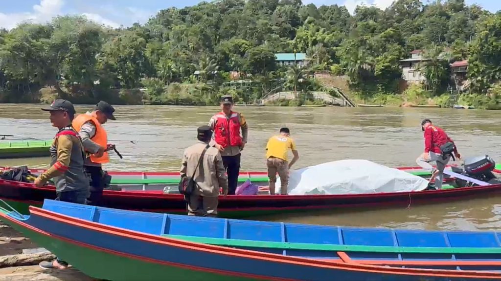 Polres Mahakam Ulu Pastikan Distribusi Logistik Pilkada di Long Apari Berjalan Lancar dan Kondusif