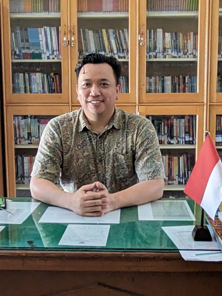 Mengapa Pemimpin Sipil Lebih Tepat untuk Masa Depan Demokrasi