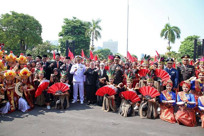 Pemkot Surabaya Berikan Apresiasi kepada 36 Generasi Muda Terbaik