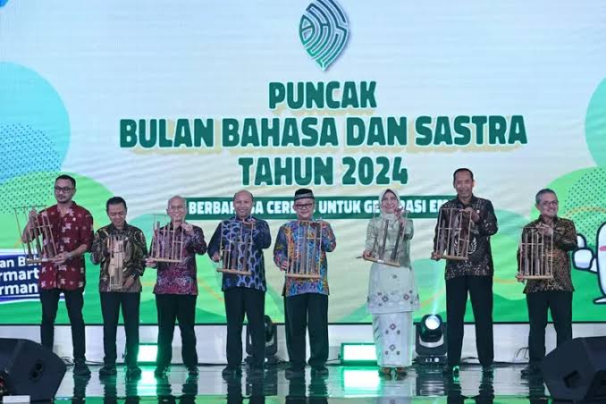 Badan Bahasa Nyatakan Kompetensi Literasi Penting untuk Mewujudkan Indonesia Emas 2045