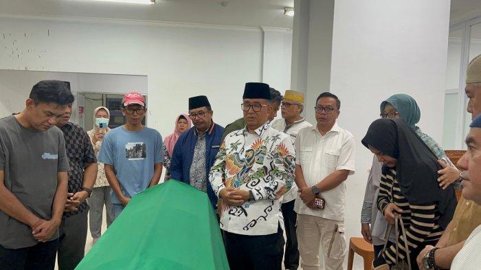 Hari Pemakaman Awang Faroek Ishak, Gubernur Visioner Kalimantan Timur