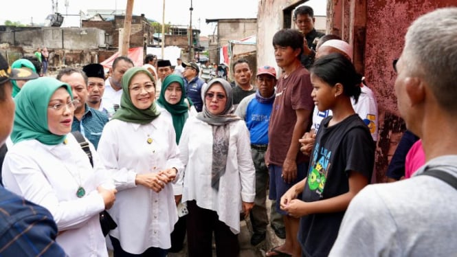 Rustini Muhaimin Peduli Korban Kebakaran Kemayoran, Salurkan Bantuan Langsung