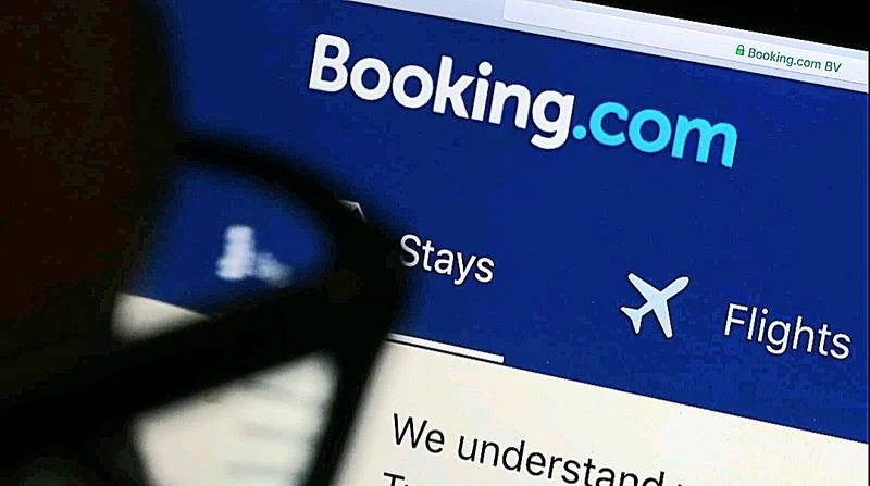 Konsumen Gugat Booking.com Setelah Alami Kerugian Besar