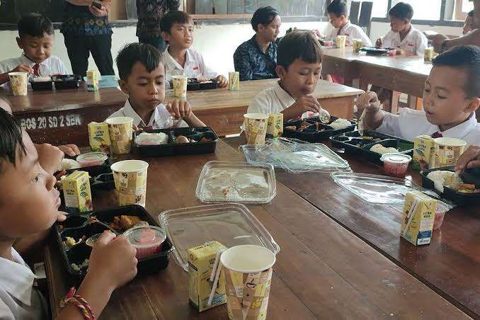 Pengamat Kebijakan Soroti Efektivitas Program Makan Bergizi Gratis