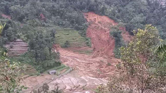 Kecelakaan Alam: 11 Korban Meninggal Akibat Banjir dan Longsor di Petungkriyono