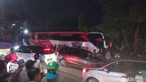 Empat Bus SMK Bali Tidak Layak Operasi, Mengapa Tetap Dijalankan?