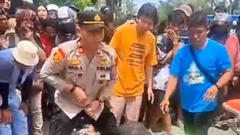 Gus Ipul Siap Mendengarkan Keberatan Terkait Gelar Pahlawan untuk Soeharto