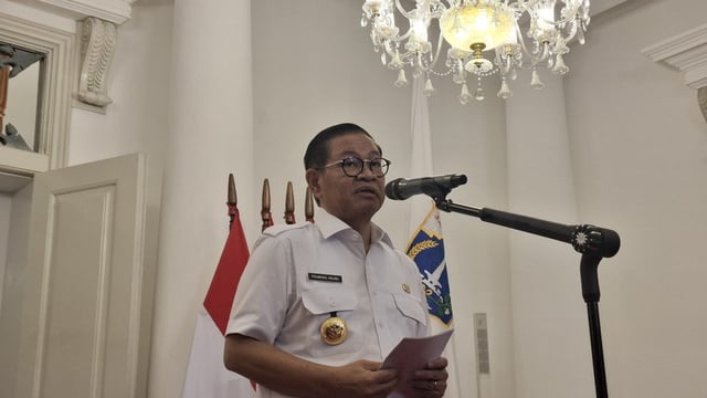 Pemprov DKI Gelontorkan Rp596 Juta untuk Ijazah Siswa