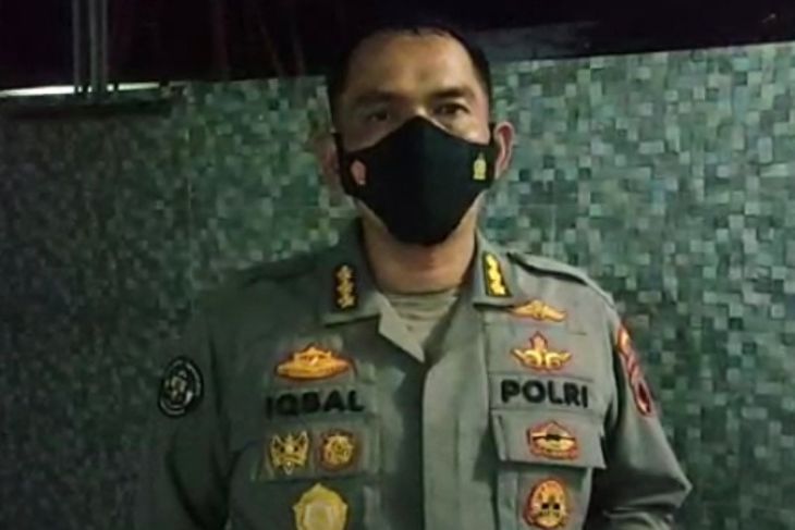 Densus 88 Geledah Pacitan
