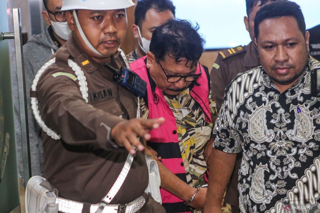 Zarof Ricar Jadi Tersangka TPPU Usai Penggeledahan